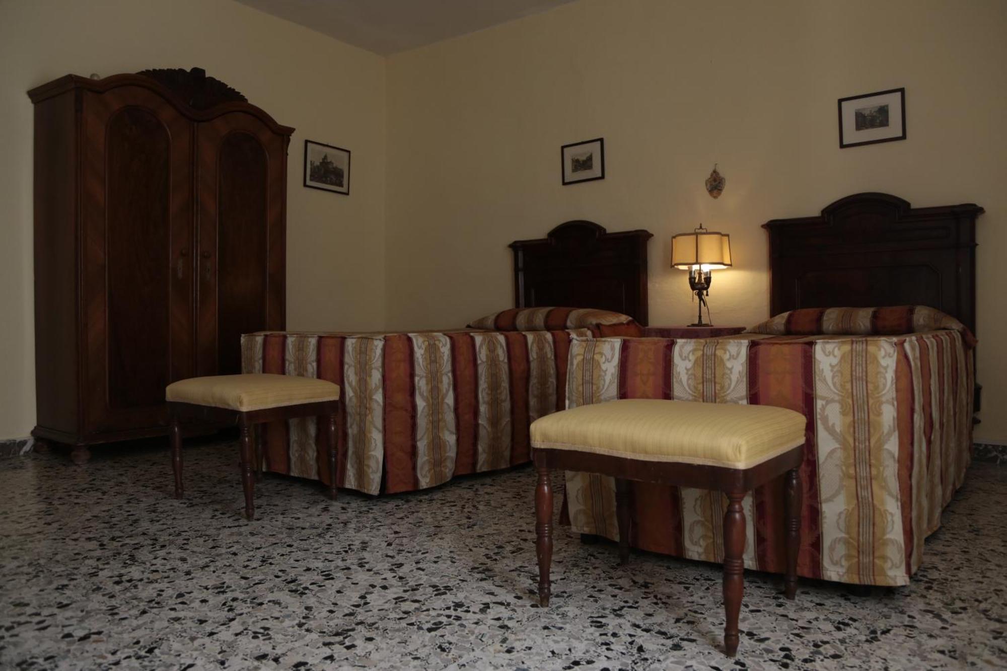 Borgo Villa Certano - Case Vacanza In Toscana Siena Exteriör bild