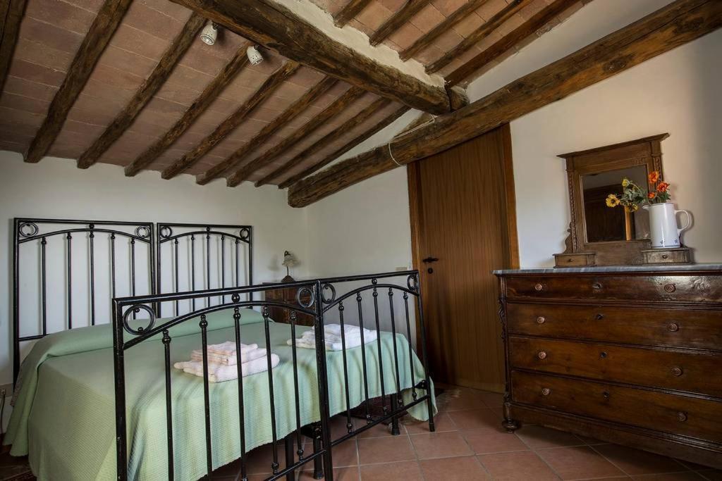 Borgo Villa Certano - Case Vacanza In Toscana Siena Exteriör bild