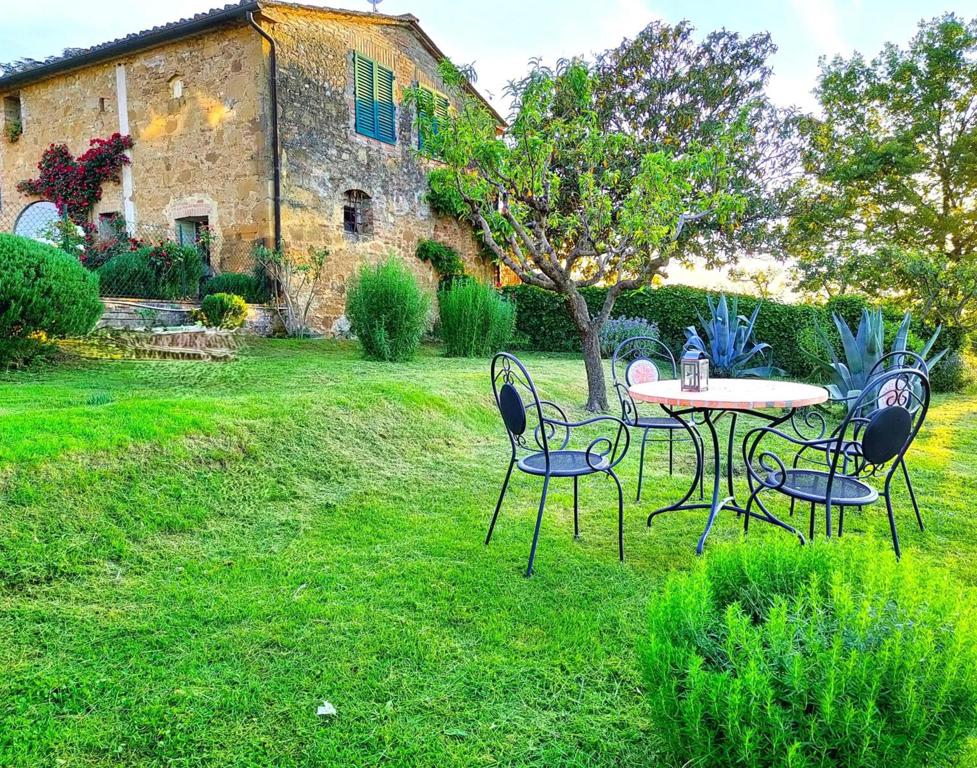 Borgo Villa Certano - Case Vacanza In Toscana Siena Exteriör bild